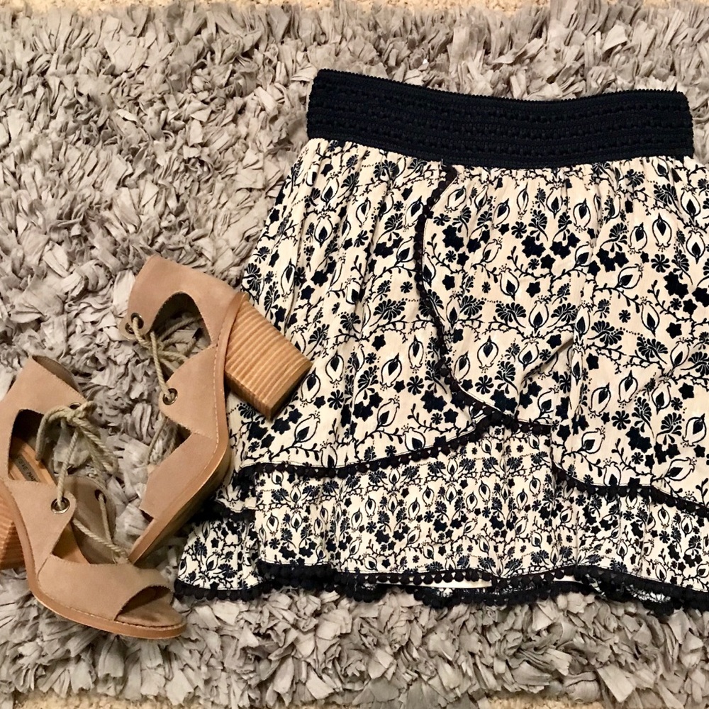 Francesca’s NWOT Wrap Front Skirt
